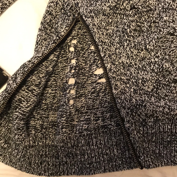 Express sweater - Picture 4 of 5